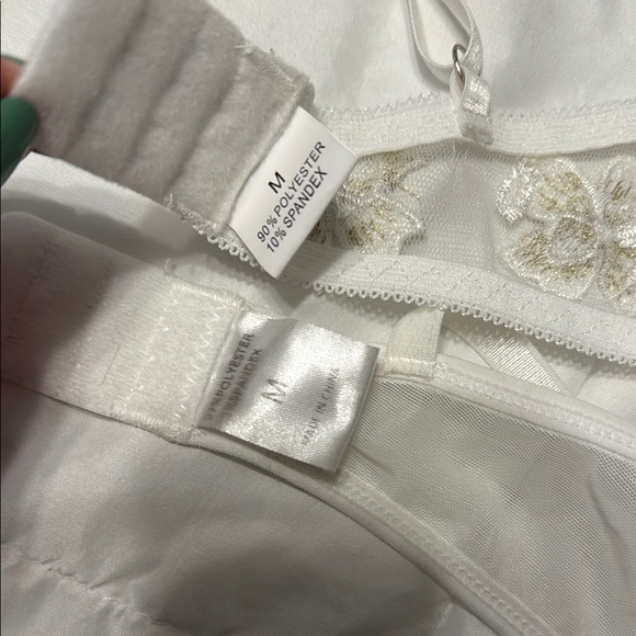 Floral Lace Wired Bra Bundle - White and Blue - Picture 3 of 3